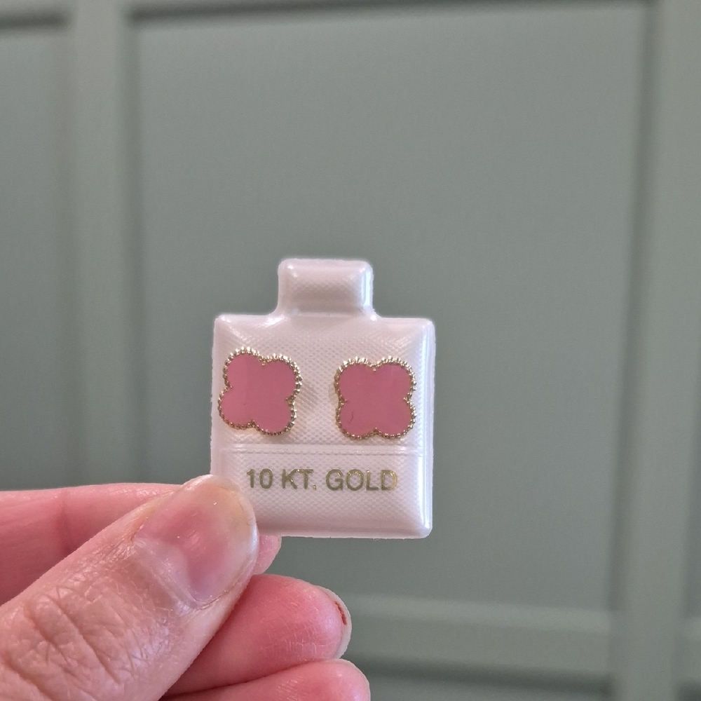10 KT Gold Pink Clover Earrings